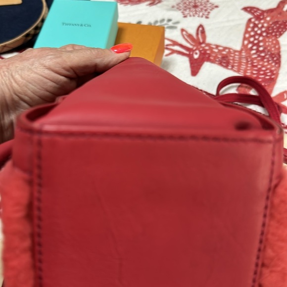 Burberry blue label burgundy shearling and leather 2 way handbag - Picture 9 of 15